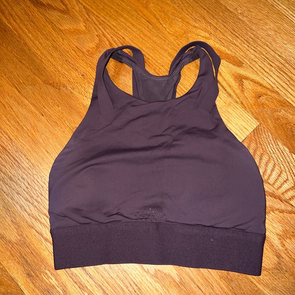 Lululemon high neck bra